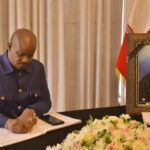 U Burundi bwunamiye Khamenei